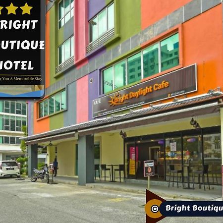 Bright Boutique Hotel Kelana Jaya بيتالينغ جايا المظهر الخارجي الصورة