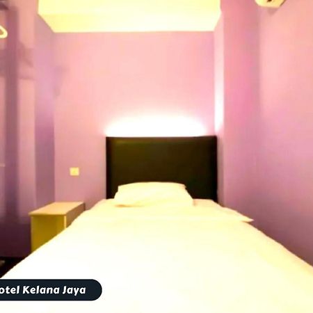 Bright Boutique Hotel Kelana Jaya بيتالينغ جايا المظهر الخارجي الصورة
