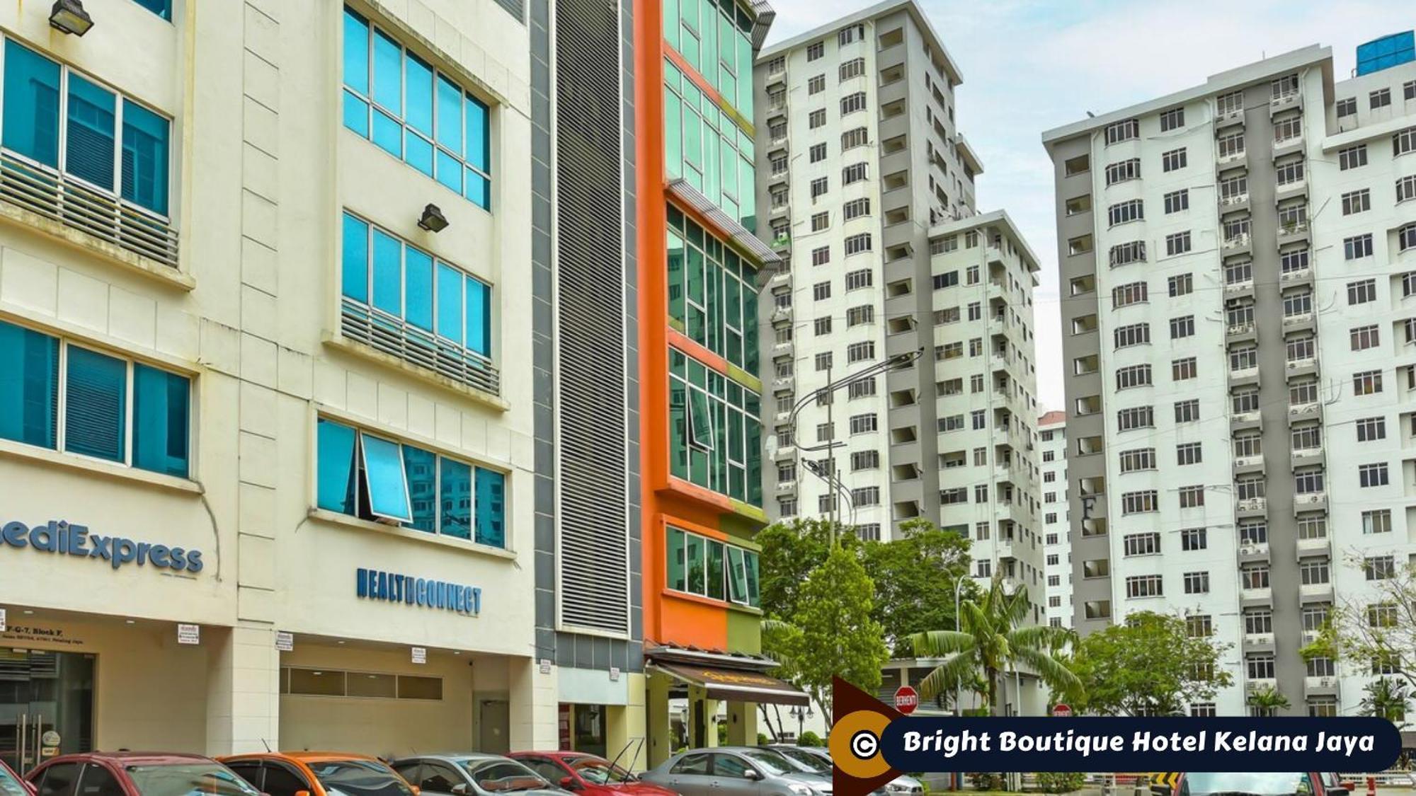 Bright Boutique Hotel Kelana Jaya بيتالينغ جايا المظهر الخارجي الصورة