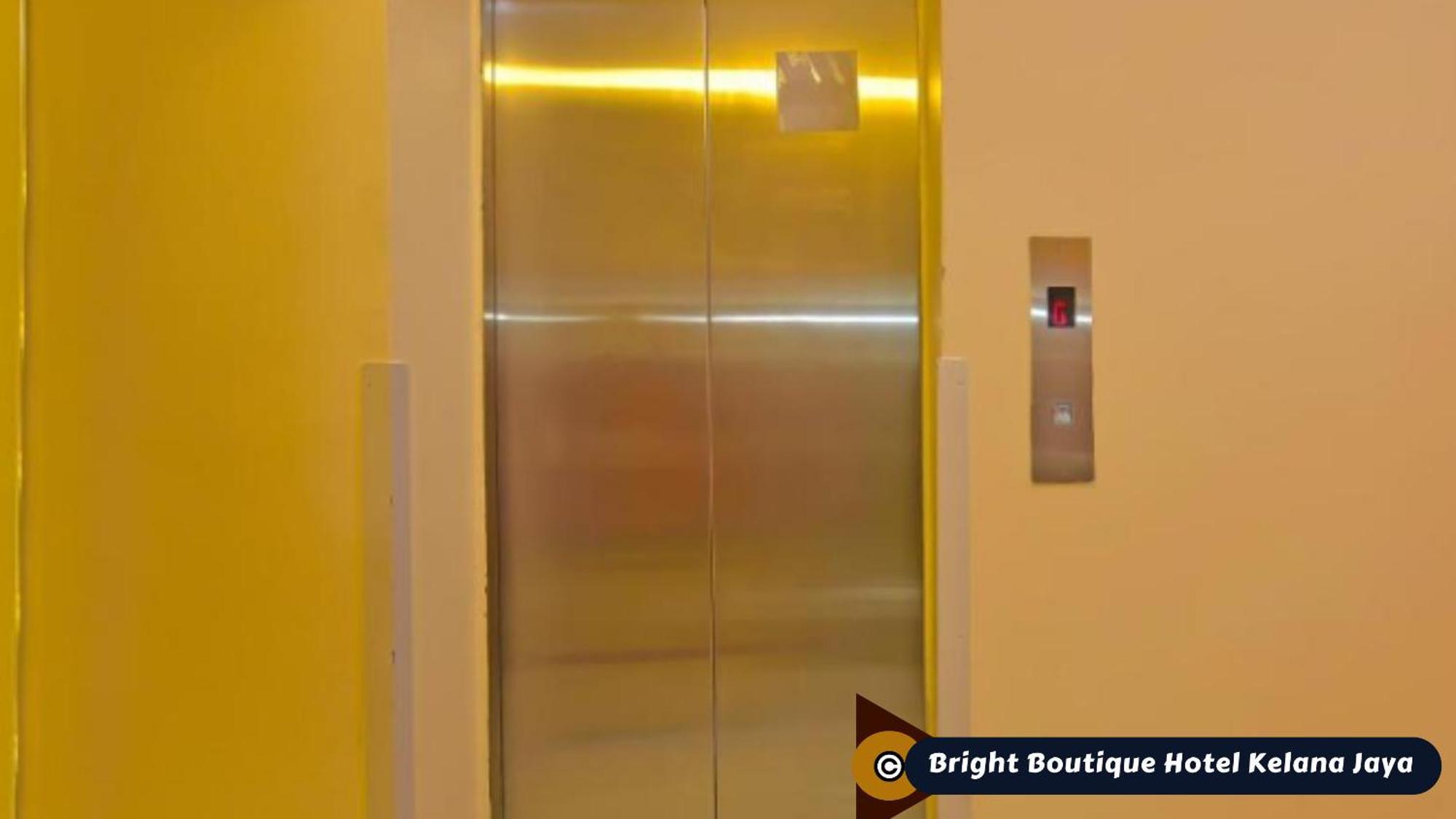 Bright Boutique Hotel Kelana Jaya بيتالينغ جايا المظهر الخارجي الصورة