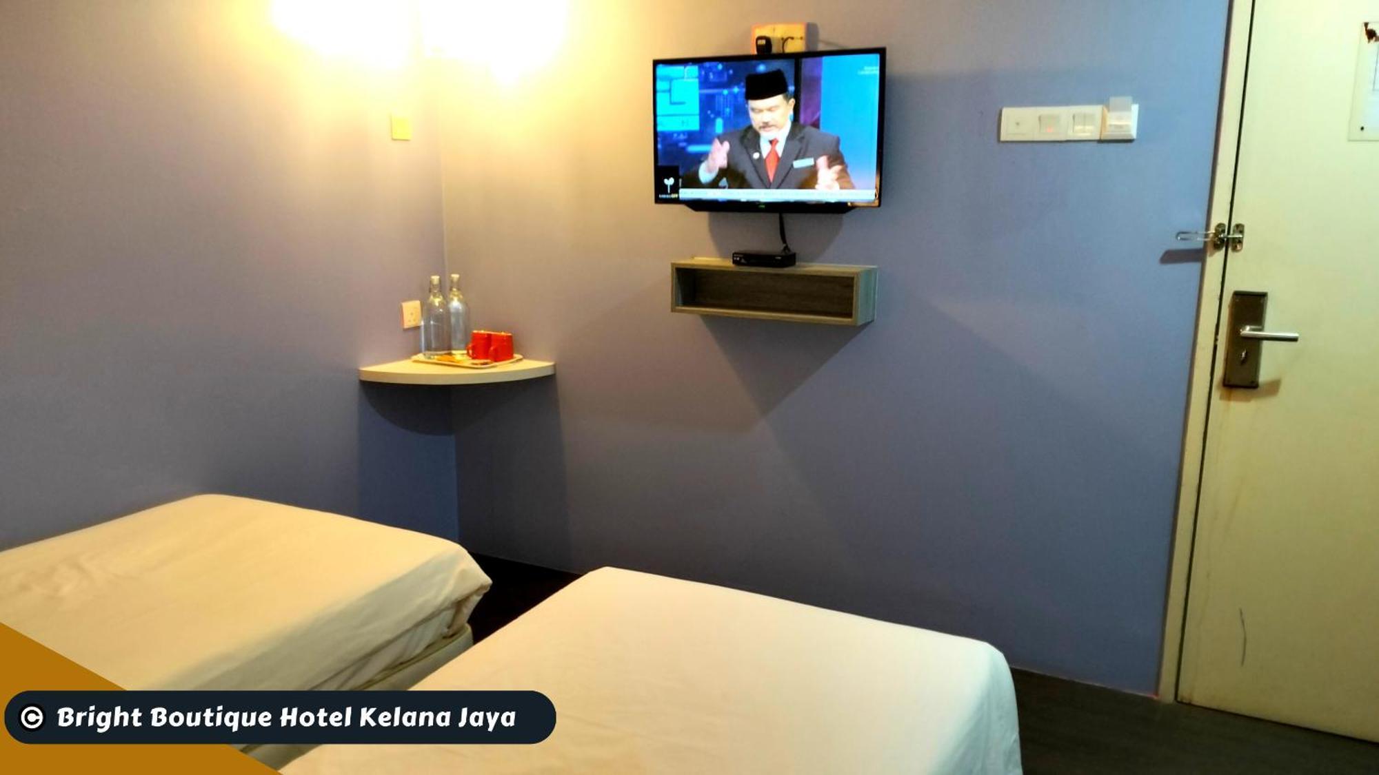Bright Boutique Hotel Kelana Jaya بيتالينغ جايا المظهر الخارجي الصورة