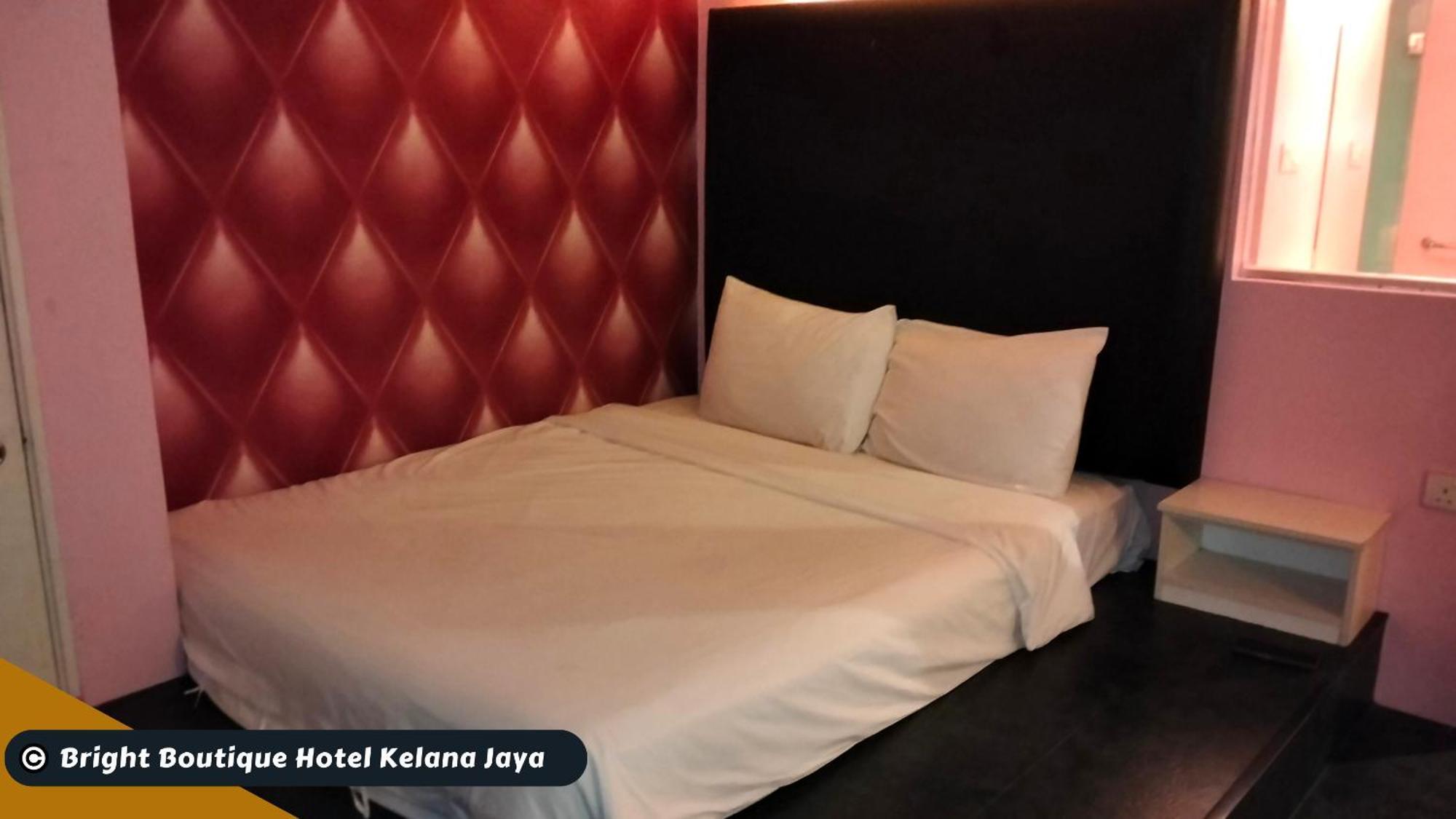 Bright Boutique Hotel Kelana Jaya بيتالينغ جايا المظهر الخارجي الصورة