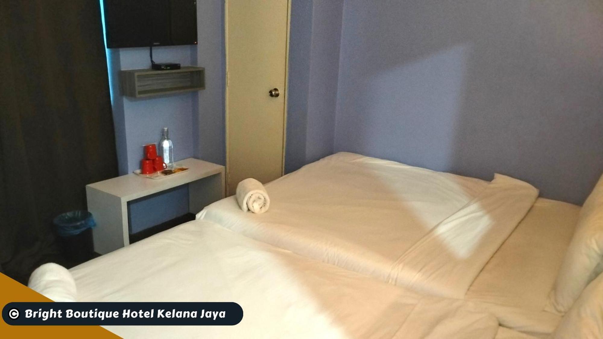 Bright Boutique Hotel Kelana Jaya بيتالينغ جايا المظهر الخارجي الصورة