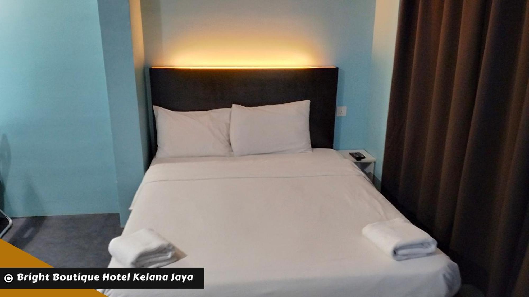 Bright Boutique Hotel Kelana Jaya بيتالينغ جايا المظهر الخارجي الصورة